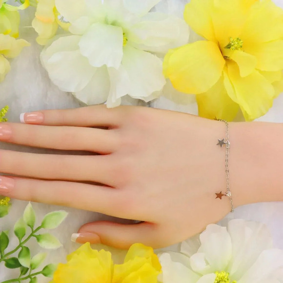 "Minimalist Bracelet, Sleek & Modern Design, Women’s Fashion, YC110277-B - Picture 4 of 10